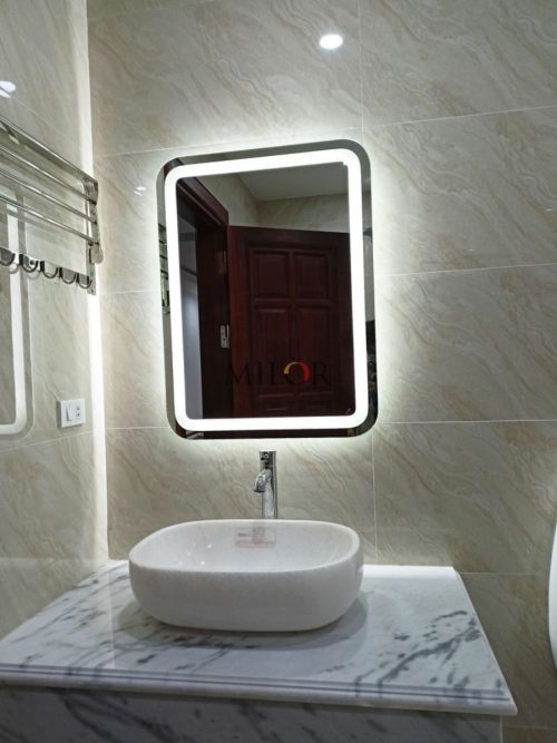 آینه چراغدار مستطیل